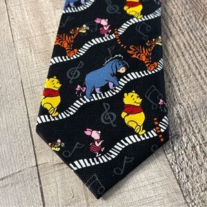 Vintage Disney‎ Black Tie with Winnie the Pooh and Friends